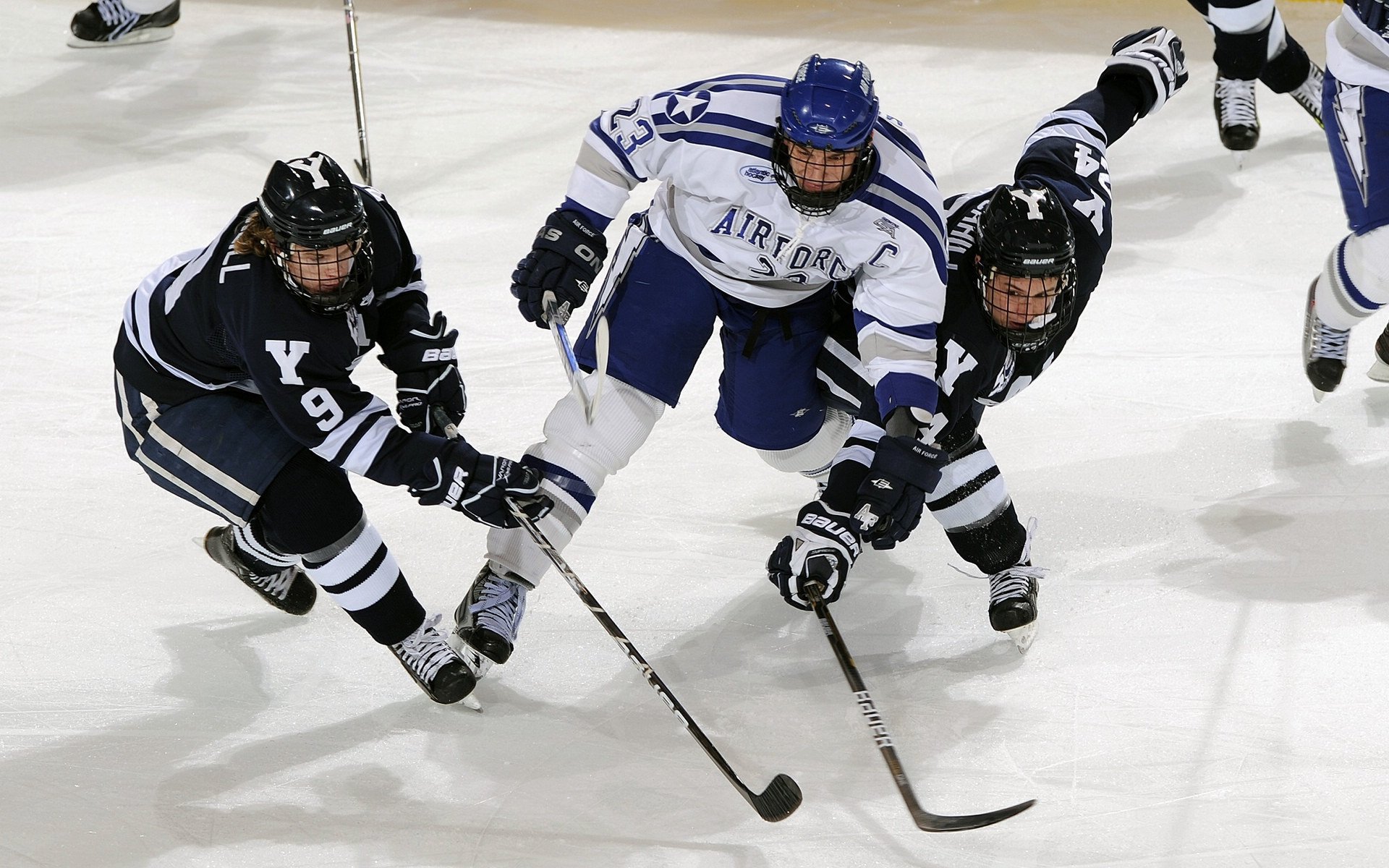 美国队强劲冲刺力助攻金牌归来，美国队 夺金点